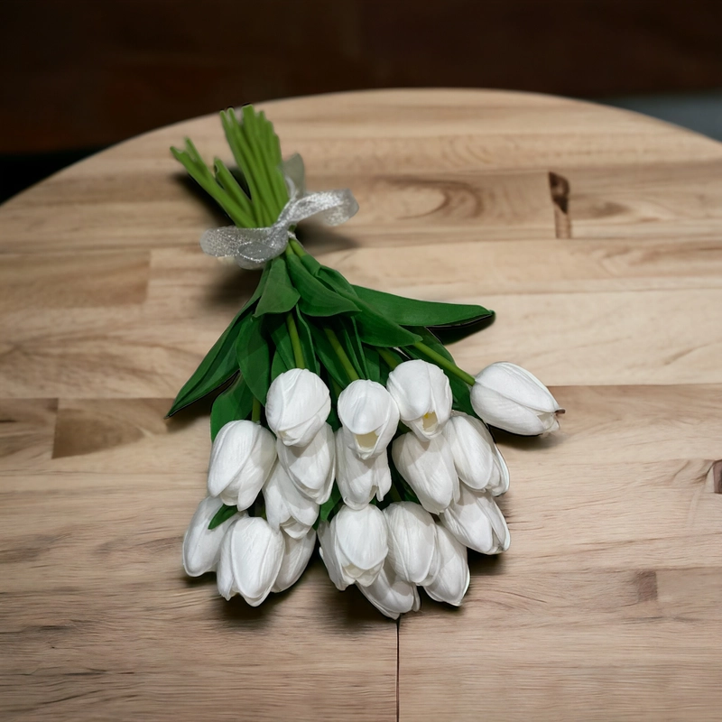 Fehér mű tulipán csokor